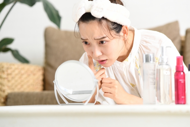 ストレスが顔に与える主な影響